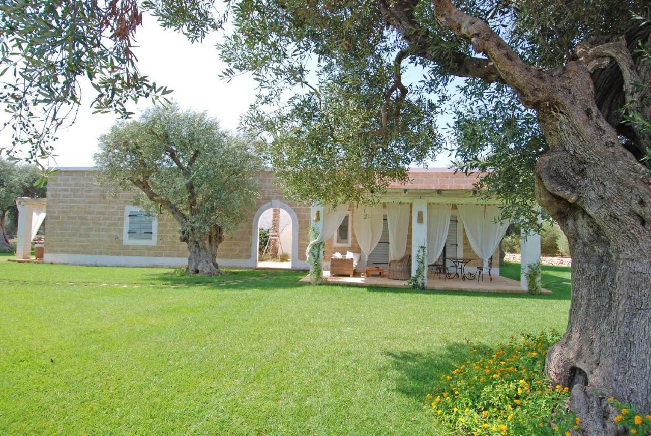 Апарт готель Casa Vacanze La Corte Торре-Вадо Екстер'єр фото