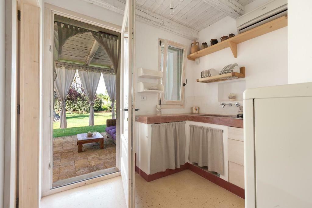Апарт готель Casa Vacanze La Corte Торре-Вадо Екстер'єр фото