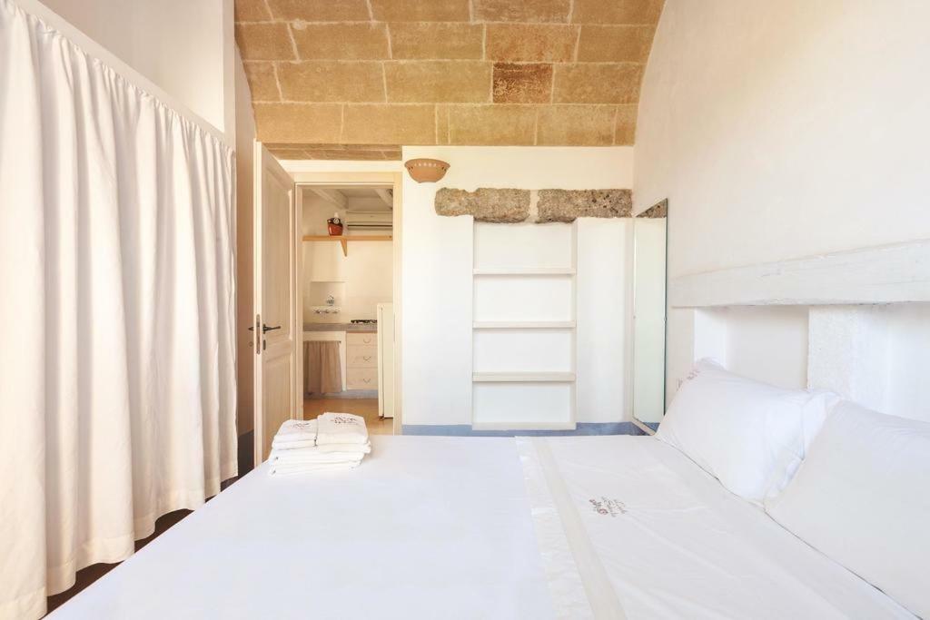 Апарт готель Casa Vacanze La Corte Торре-Вадо Екстер'єр фото